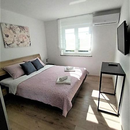 Apartman Dori Пула Экстерьер фото